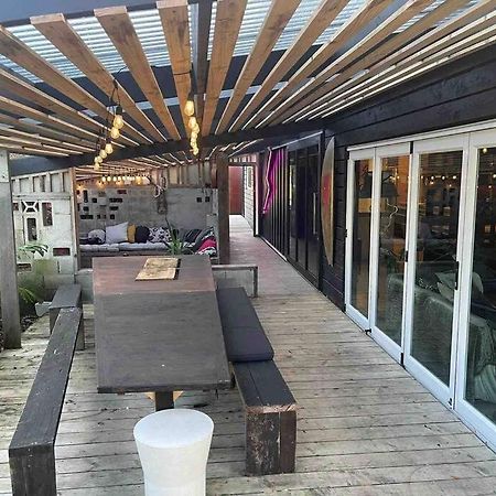 Electric Waihi Beach House - Family & Dog Friendly, Close To Beach, Pool Table, Outdoor Fire Room, Skate Ramp Bowentown Exterior foto