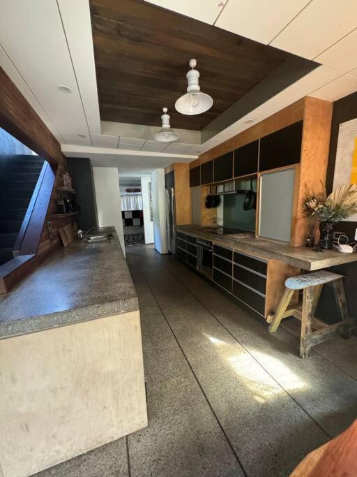 Electric Waihi Beach House - Family & Dog Friendly, Close To Beach, Pool Table, Outdoor Fire Room, Skate Ramp Bowentown Exterior foto